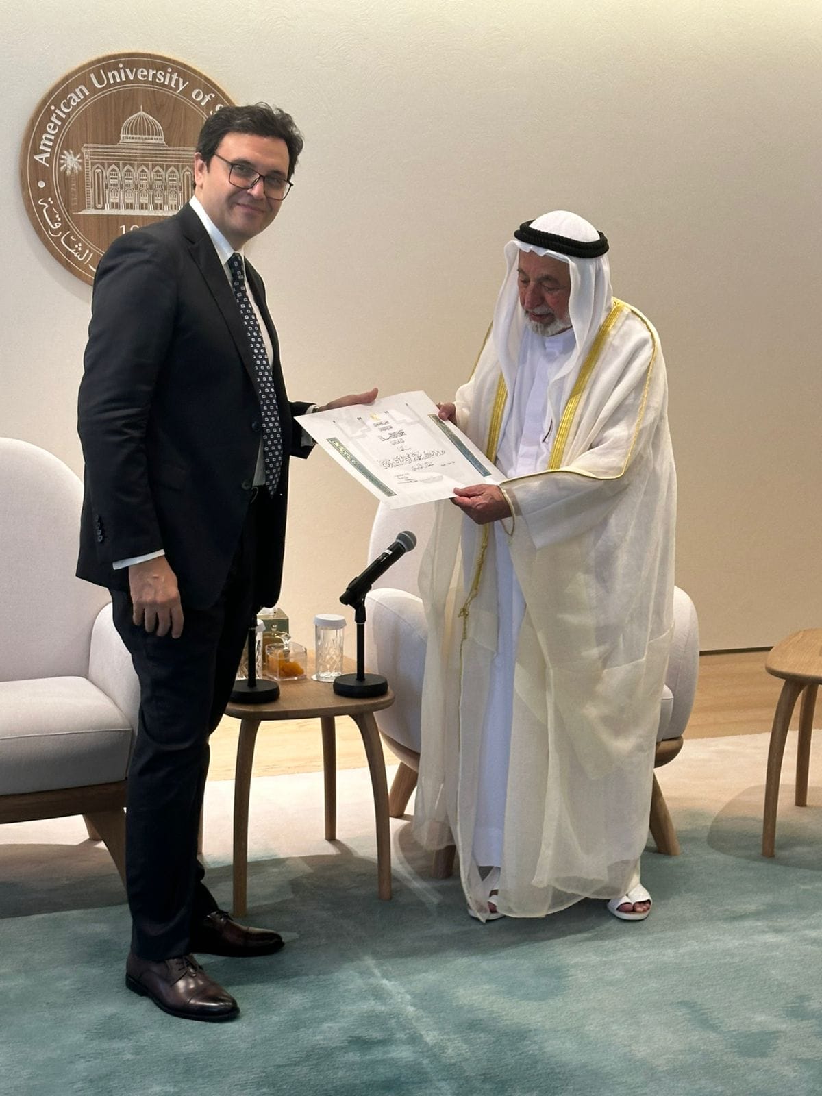 The Minister of Culture handed over the "Nile Award for Arab Creators." To His Highness Sheikh Dr. Sultan bin Muhammad Al Qasimi, Ruler of Sharjah