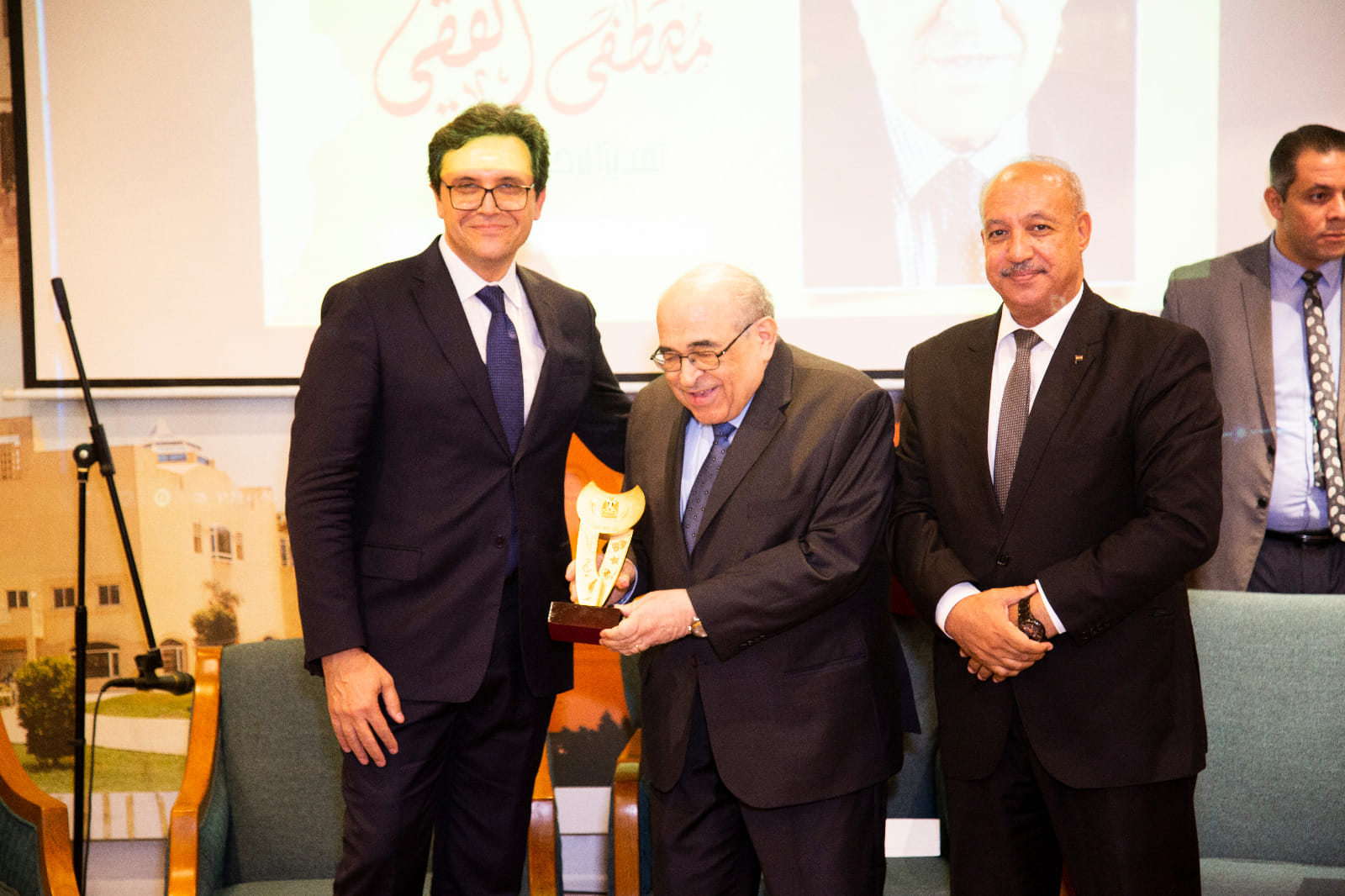 The Ministry of Culture honors Dr. Mustafa El-Feki and celebrates his intellectual contributions to Egypt and the Arab world in the presence of a group of public figures.